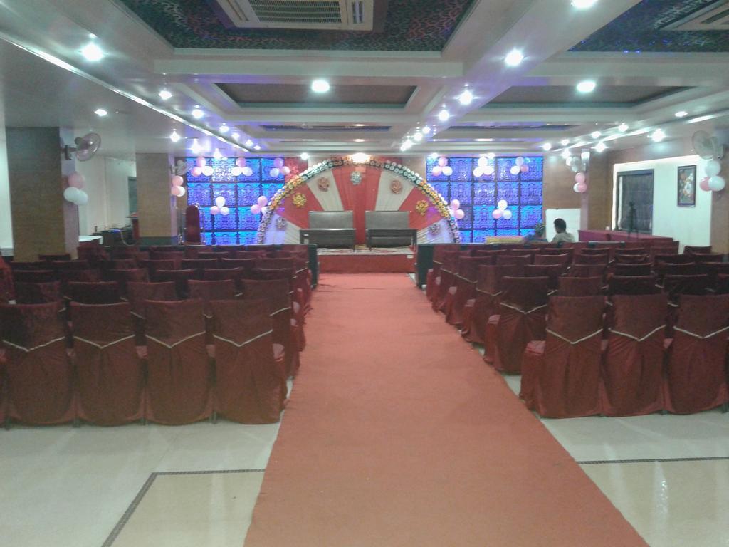 Hotel Simran Pride, Raipur Eksteriør bilde